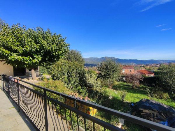 Villa plain pied avec piscine