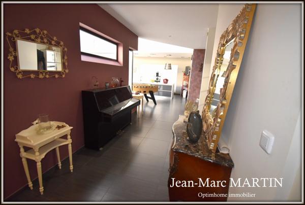 Maison-Loft d'Exception (258m²) à Tourcoing proche de Mouvaux alliant Design, Espace et Efficacité Énergétique