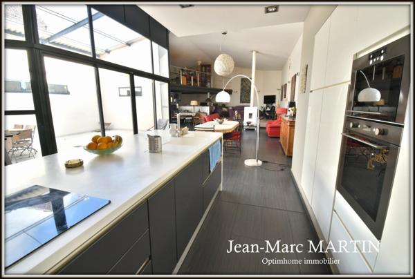 Maison-Loft d'Exception (258m²) à Tourcoing proche de Mouvaux alliant Design, Espace et Efficacité Énergétique