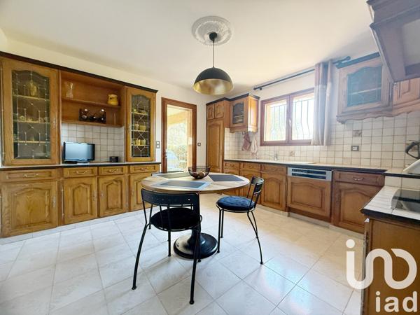 Maison à vendre 6 pièces 219 m² Solliès-Pont