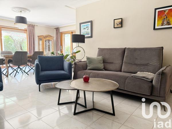 Maison à vendre 6 pièces 219 m² Solliès-Pont