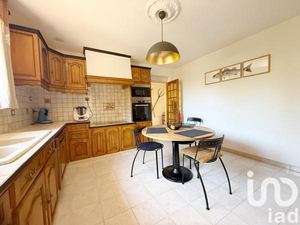 Maison à vendre 6 pièces 219 m² Solliès-Pont