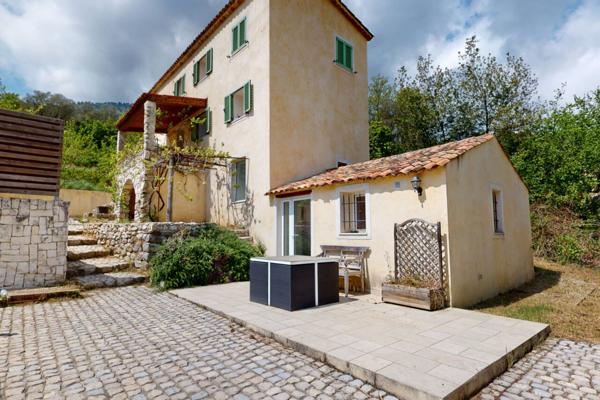 Maison à vendre 5 pièces de 144 m²