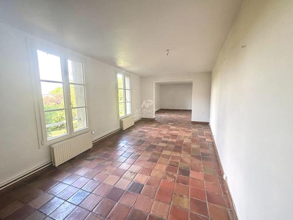 Maison à vendre à Pontoise - Opportunité rare à ne pas manquer ! 420 000 € **  - Référence  11275