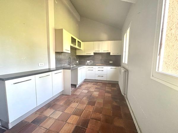 Maison à vendre à Pontoise - Opportunité rare à ne pas manquer ! 420 000 € **  - Référence  11275