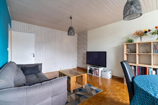 T3 lumineux de 63 m² avec balcons, grande cave - Annecy secteur Gendarmerie