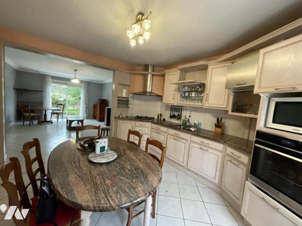 MAISON LE HINGLE + HANGAR 