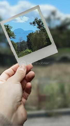 Terrain de 1 400 m²