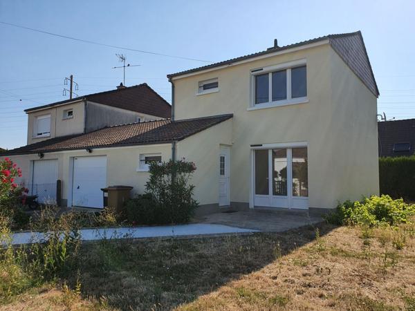 Location Maison85 m² - 4 Pièces - VILLEMANDEUR (45700)