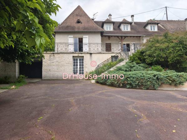 Maison à vendre 9 pièces de 245 m²