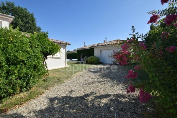 Villa familiale de standing 4 chambres, piscine, pool house, double garage à MARMANDE (47)