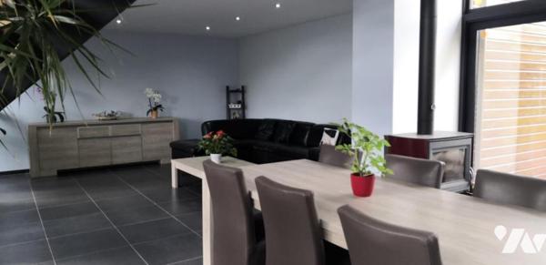 SUPERBE GRANGE RENOVEE AVEC GOUT SUR LE SECTEUR DE BEUVRY LA FORET
BIEN D'EXCEPTION