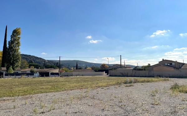 Terrain à vendre    Lagorce