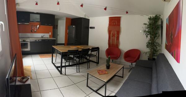 Maison entre mer et forêt avec piscine