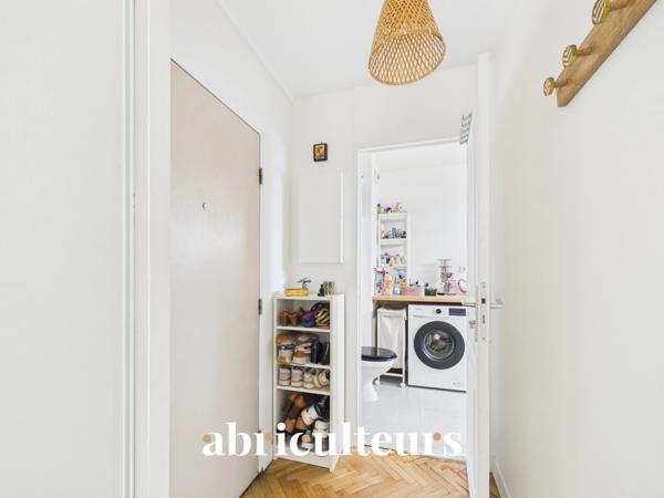 Vente Appartement 2 Pièces 37 m² Terrasse 31 m² Dernier Étage en vente à Rueil-Malmaison (92500)
