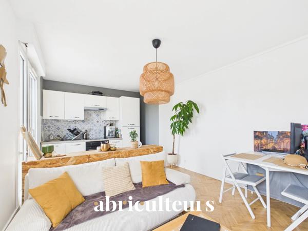 Vente Appartement 2 Pièces 37 m² Terrasse 31 m² Dernier Étage en vente à Rueil-Malmaison (92500)
