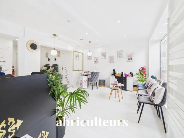 Murs commerciaux en centre-ville en vente à Chartres (28000)