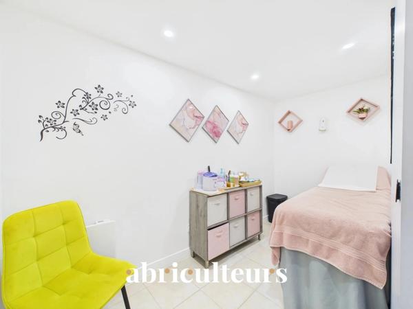 Murs commerciaux en centre-ville en vente à Chartres (28000)