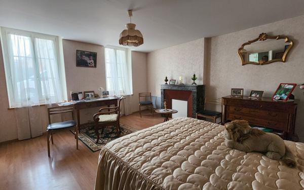 Maison à vendre    2 pièces •  Lorris