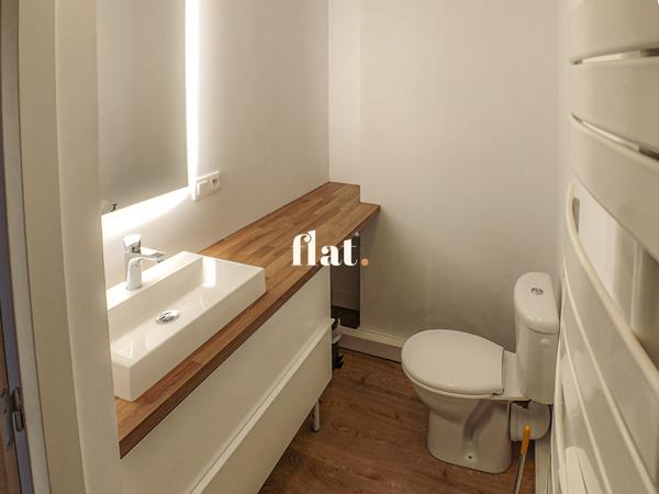 Appartement
                                                                                                                                                                                                                                                                                                                        4 pièce(s)                                                                                                                                                                                                          2 chambre(s)                                                                                                                                                                                                          82.29  m²