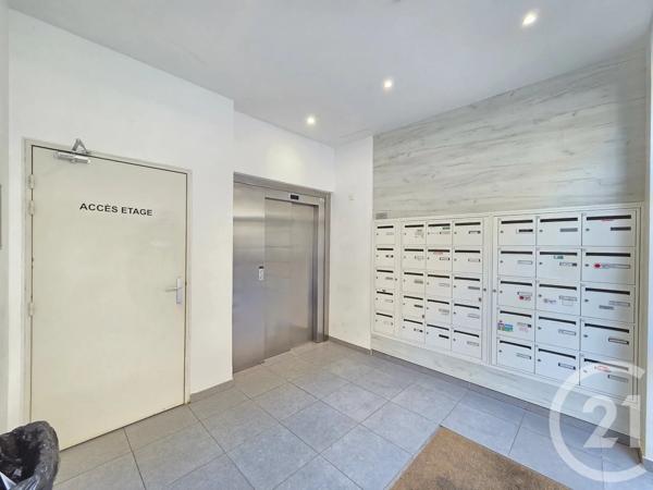 Appartement F2 à vendre  2 pièces - 39,03 m 2   LA SEYNE SUR MER  - 83