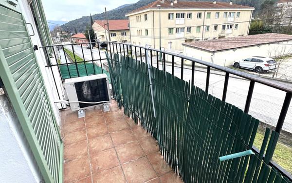 Appartement à vendre    3 pièces • 50,47 m2 Contes