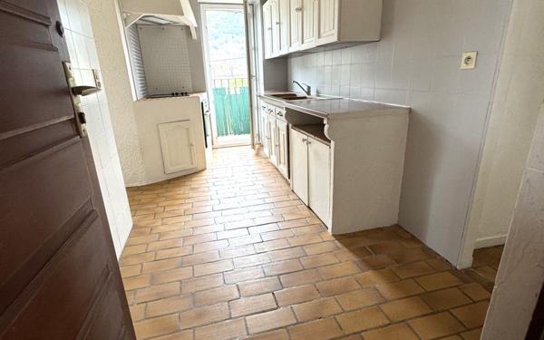 Appartement à vendre    3 pièces • 50,47 m2 Contes