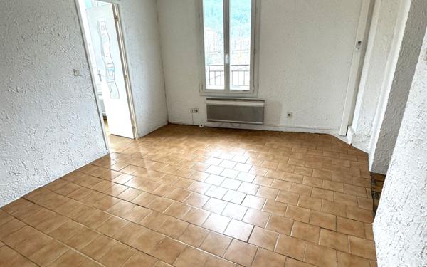 Appartement à vendre    3 pièces • 50,47 m2 Contes