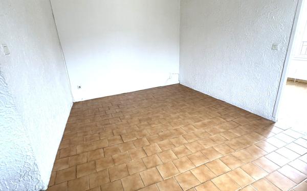 Appartement à vendre    3 pièces • 50,47 m2 Contes