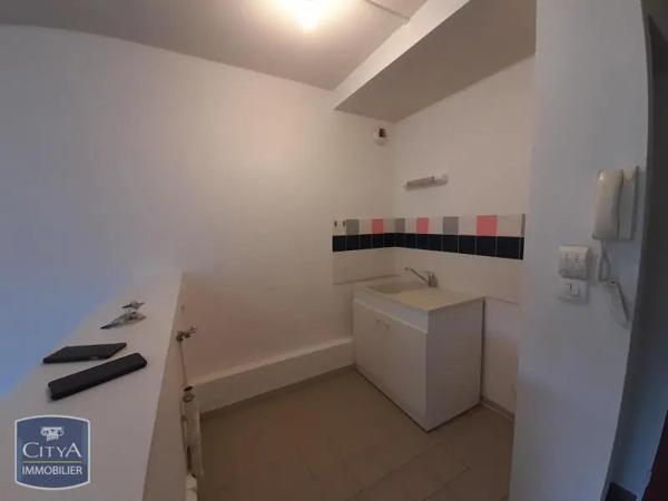 Appartement à louer 2 pièces 38.07m² Tours (37200)