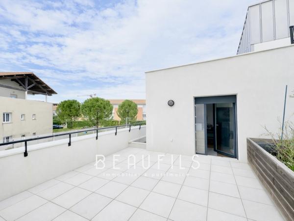 Exclusivité. Appartement T4 100 m2 avec garage