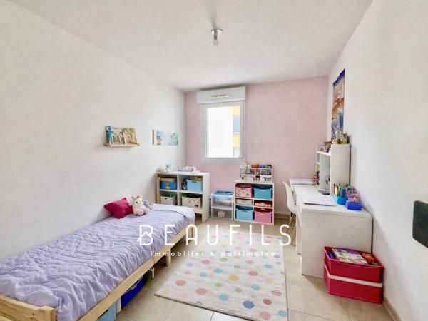Exclusivité. Appartement T4 100 m2 avec garage