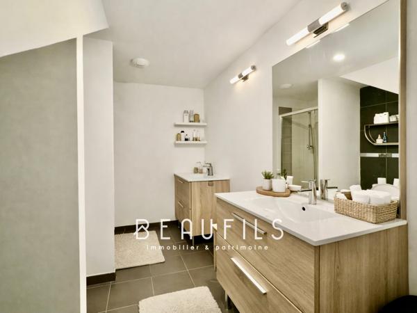Exclusivité. Appartement T4 100 m2 avec garage