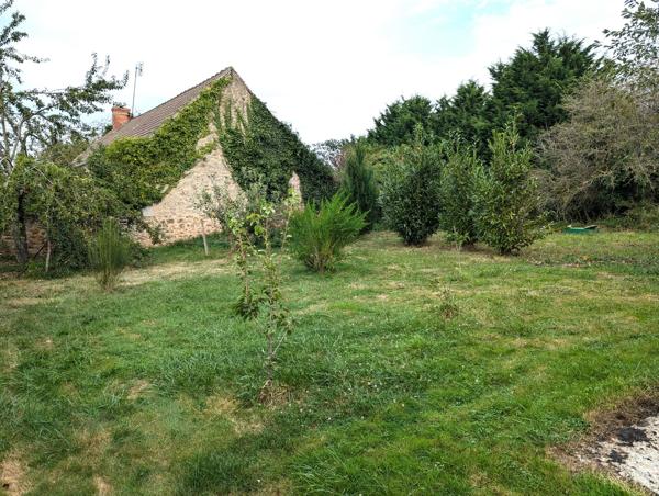 Maison de bourg avec grange !