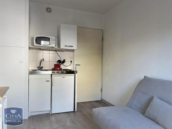 Appartement à louer 1 pièce 13.1m² Tours (37200)