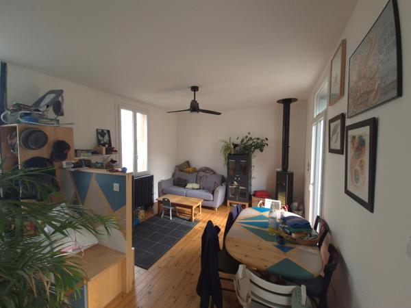 Le Charme et le Cachet d'une Maison de Ville Rénovée - Grenoble - Flaubert - Jardin d'environ 200m² au Calme