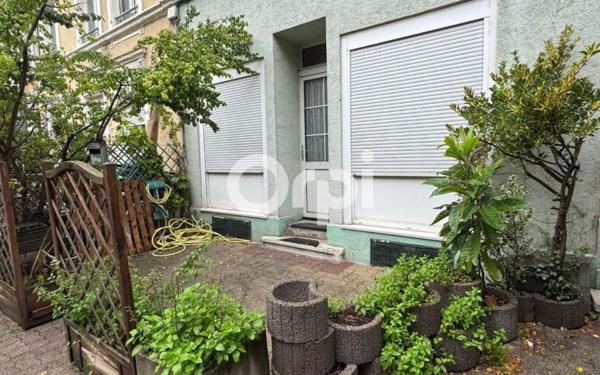 Immeuble à vendre    11 pièces •  Mulhouse