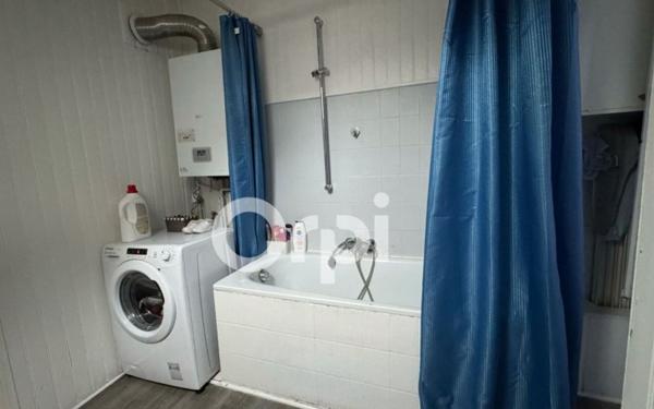 Immeuble à vendre    11 pièces •  Mulhouse