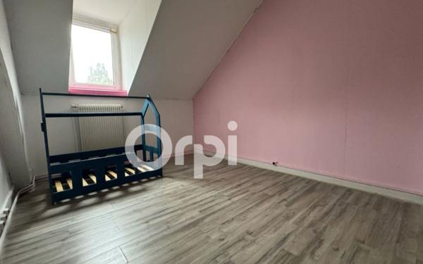 Immeuble à vendre    11 pièces •  Mulhouse