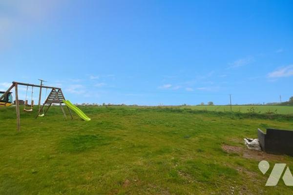 PLOUGONVELIN - CONTEMPORAINE 2022 Sur 486m² de terrain