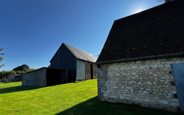 Maison à vendre    2 pièces • 73 m2 Saint-Denis-d'Authou