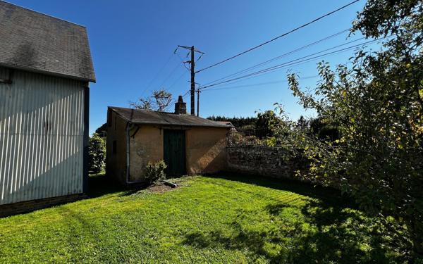 Maison à vendre    2 pièces • 73 m2 Saint-Denis-d'Authou