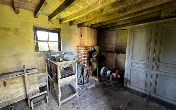 Maison à vendre    2 pièces • 73 m2 Saint-Denis-d'Authou