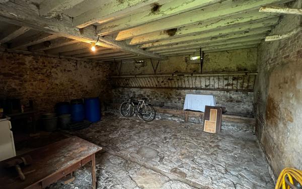 Maison à vendre    2 pièces • 73 m2 Saint-Denis-d'Authou