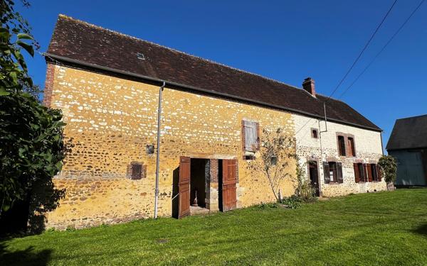 Maison à vendre    2 pièces • 73 m2 Saint-Denis-d'Authou