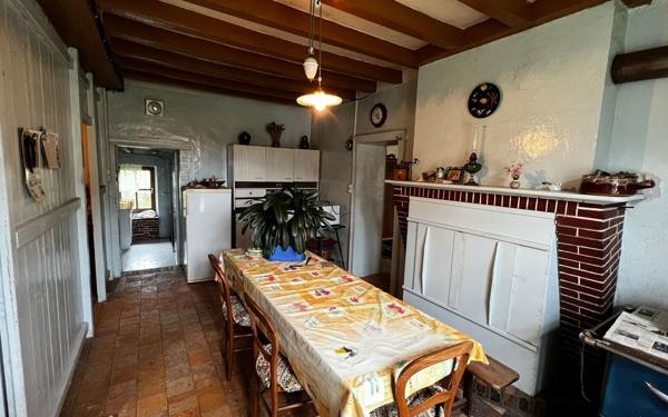 Maison à vendre    2 pièces • 73 m2 Saint-Denis-d'Authou