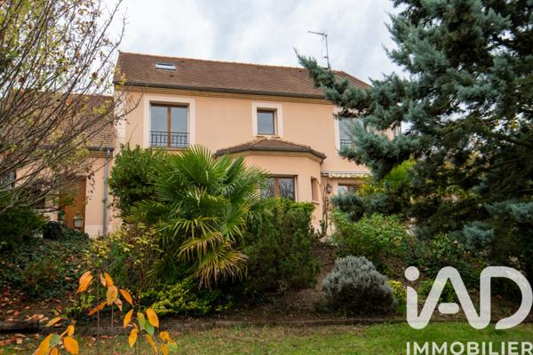 Maison à vendre 6 pièces 187 m² Triel-sur-Seine