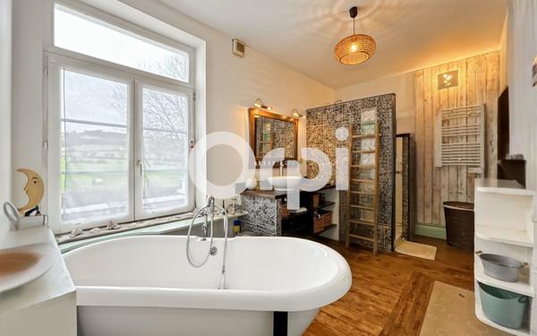 Maison à vendre    4 pièces • 175 m2 Colembert