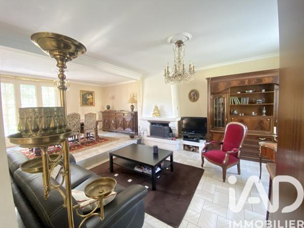 Maison à vendre 8 pièces 164 m² Rambouillet