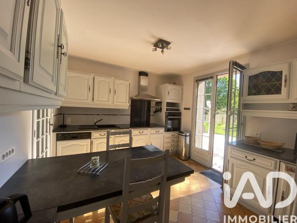 Maison à vendre 8 pièces 164 m² Rambouillet